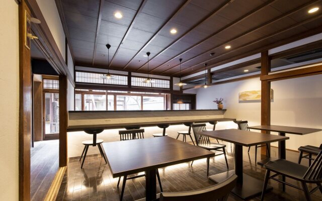 First Cabin Station Kyoto Umekoji Ryokan