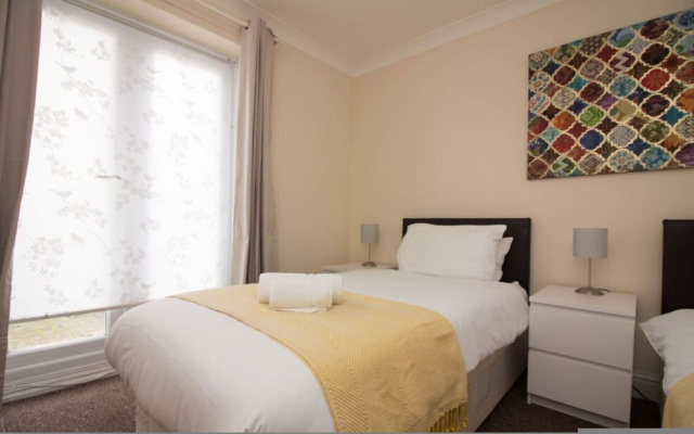 Southampton House - 2 Bedroom Accommodation