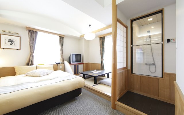 Royal Hotel Kawaguchiko - Hostel