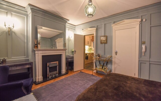 Luxury Self-contained Studio in Belgravia