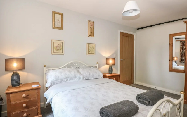 Hadleigh Farm Cottage