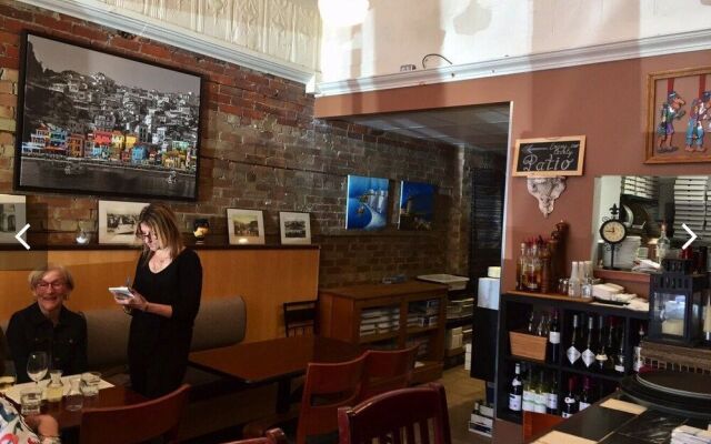 Wellington Street Inn