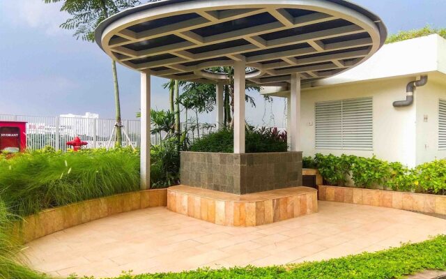 Comfortable Studio at Springlake Summarecon Apartment near Mall