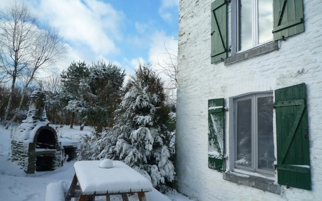 Beautiful and Authentic Cottage - фото 4