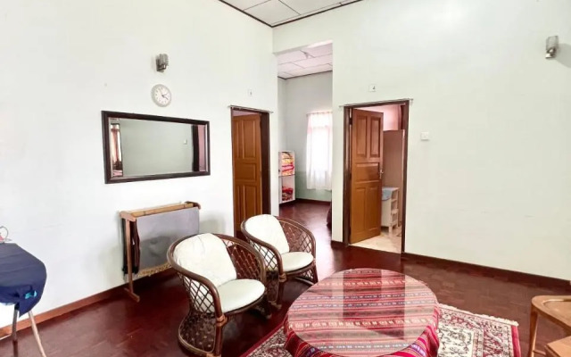 Teratai Homestay Batu Buruk