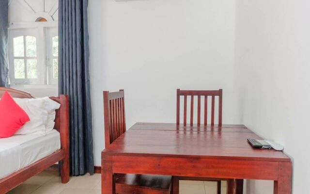 OYO 385 Sanri Villa Negombo
