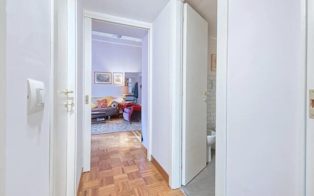 Amazing Apartment in Roma With Wifi and 2 Bedrooms