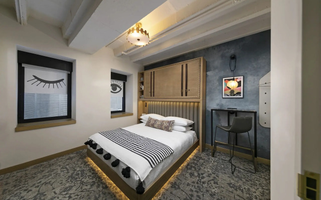 The Wayfarer Downtown LA, Tapestry Collection by Hilton