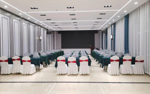 Liaoyuan Yihe Business Hotel