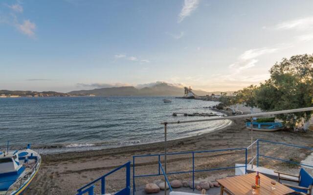 Kanava seafront apartment I