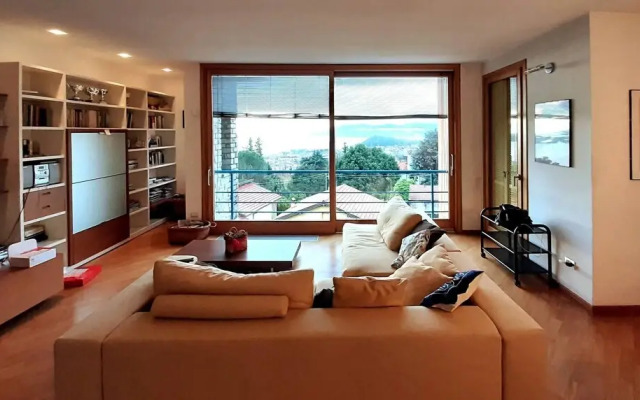 Casa Azalea Rossa