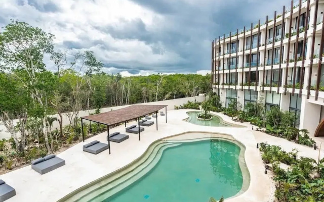 Warm Loft With Incredible Garden View 014 By Sandy Powerful