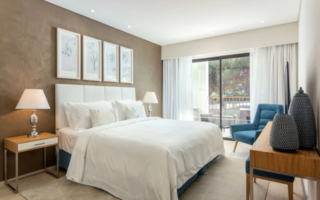 Отель Pine Cliffs Gardens