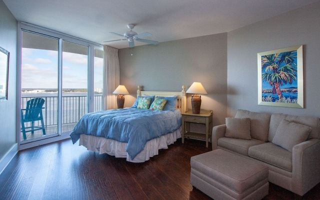 Crd1002 4 Bedroom Condo