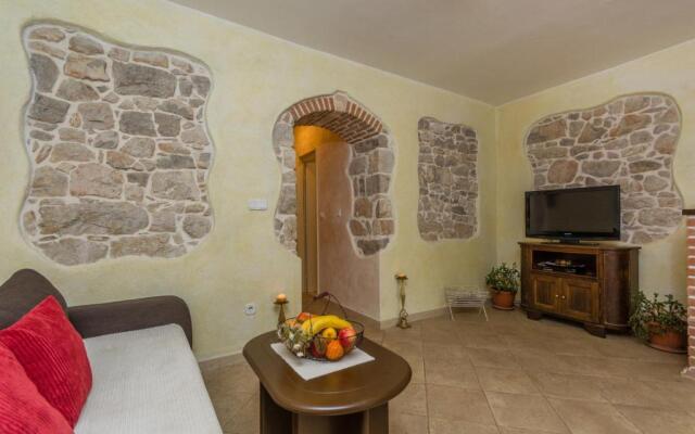 Apartment Velenik D&I
