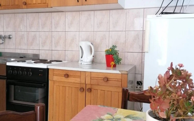 Olgi - Free Parking - A1