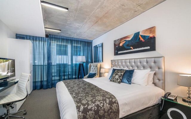 Oaks Melbourne St Kilda Road Hotel