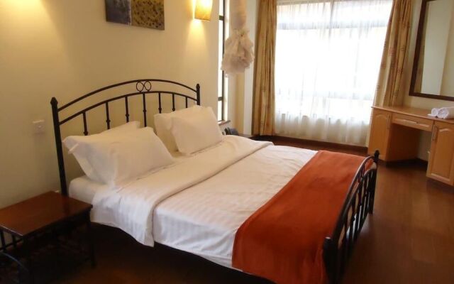 Cerenata Gardens Suites