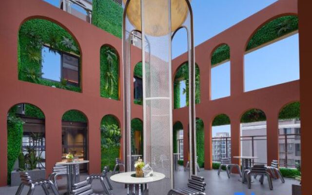 Changsha Neyar · Star Hidden Luxury Terrace Garden Hotel