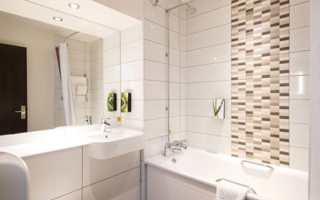 Premier Inn Chelmsford City Centre Hotel