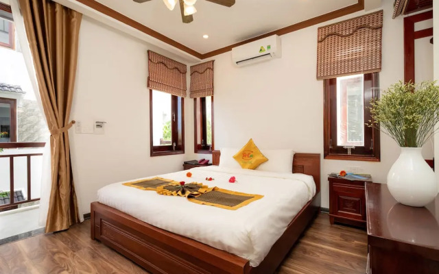 Crony Villa