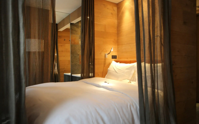 Hidden Hotel
