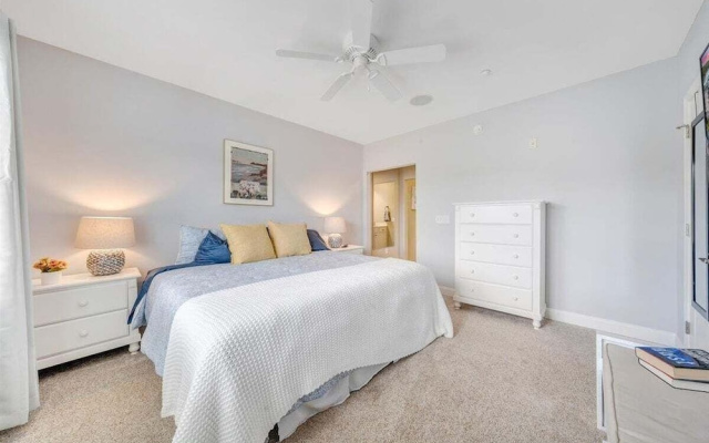 Lake Stardust - Condo With Pool ! Pet Friendly