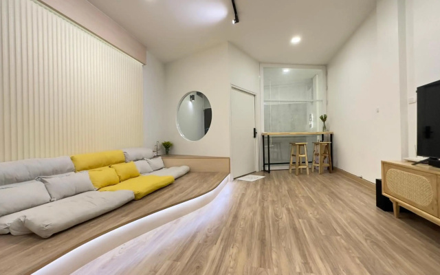 PaperPlaneCNX at Haiya, 3 Storey Flowery Loft