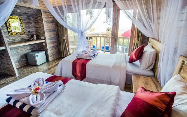 The Puncak Sunset Ceningan