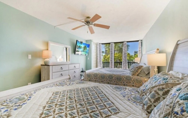 Sea Isles Condo