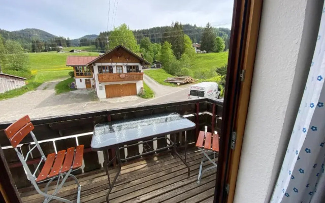 Nagelfluhhaus Hirsch