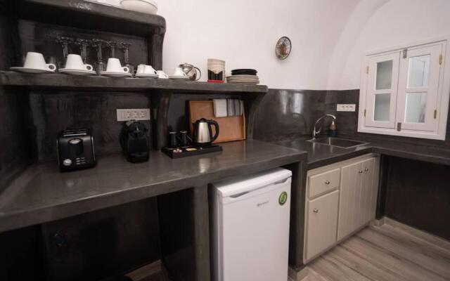 Vivid Caves 2 Bedroom Cavehouse