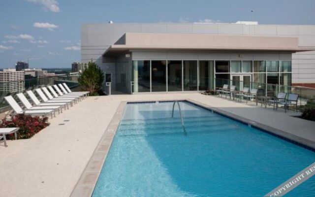 Global Luxury Suites at Spring Hill