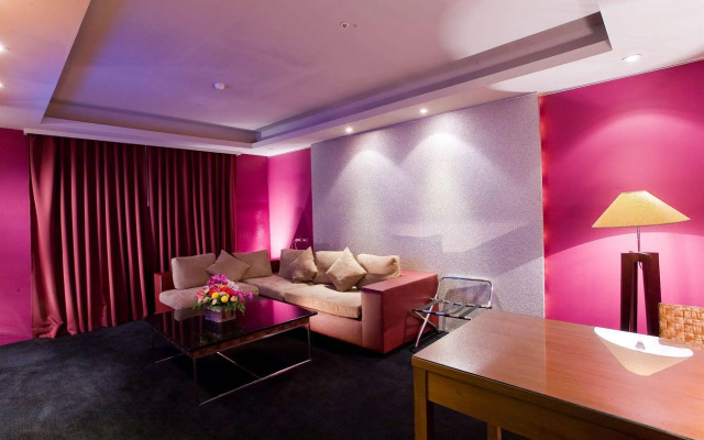 H.M.Hotel