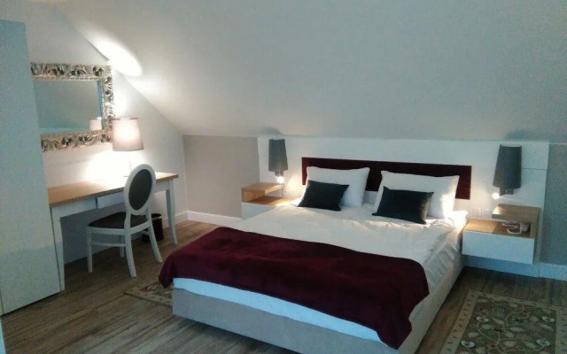 Hotel Rozbicki