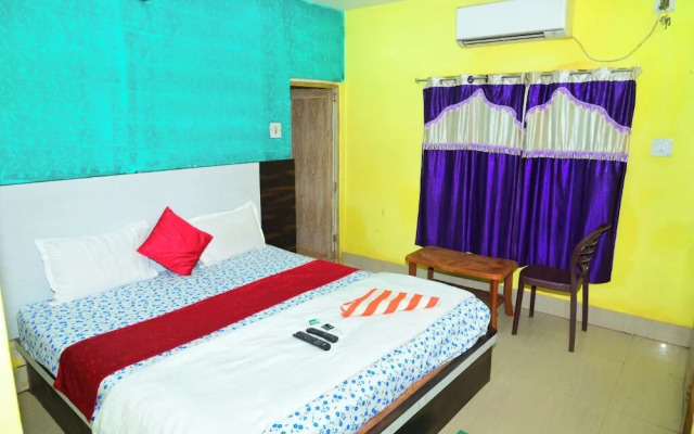 DhamStay Hotel Padoshi Near Beach Puri