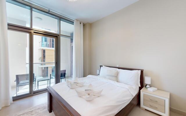 Primestay - 2BR in Al Jaddaf Near Metro
