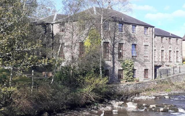 Listed Historic Mill Apartment with Indoor Pool