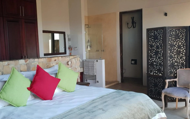 Tamodi Lodge and Stables