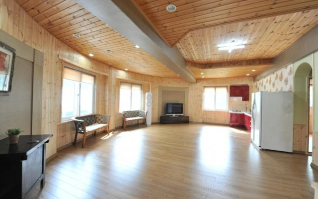 Gapyeong Top Pension