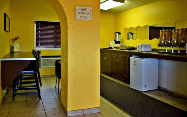 Centre Suites Inns Motel