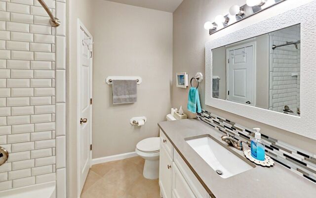 Serene #302 - 2 Br Condo