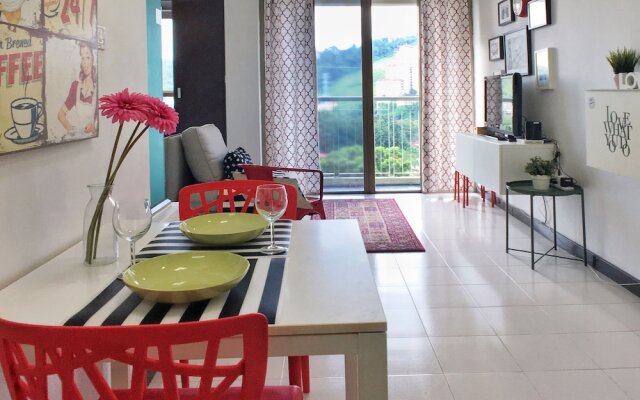 Vibrant Studio at Damansara Perdana