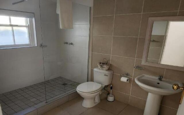 Paternoster Lodge