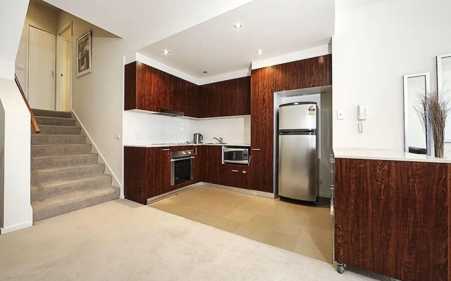 Accommodate Canberra - Metropolitan