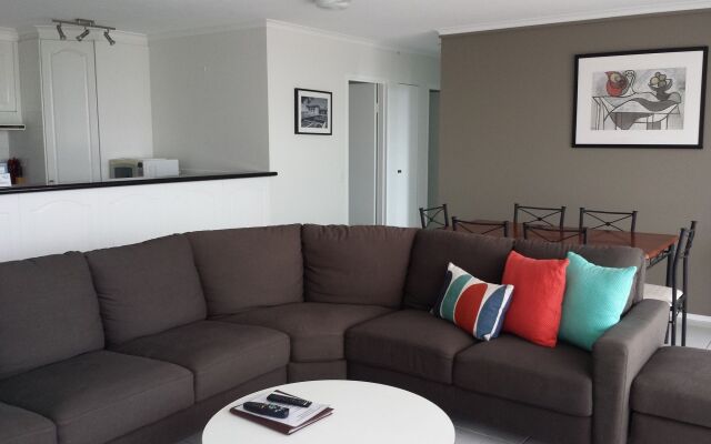 Kirribilli Riverfront Apartments