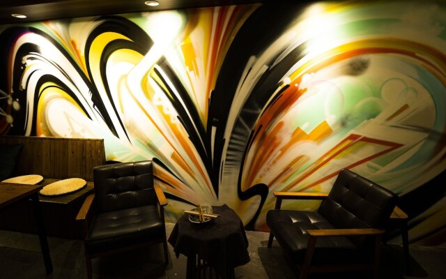 R Hostel Namba South