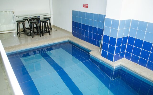 Hotel Piscina Real