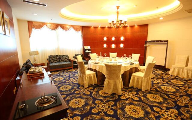 Harbour City Hotel