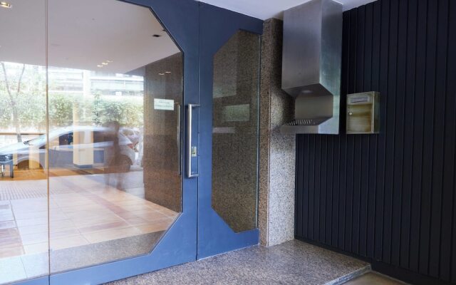 Shinny 2 bedrooms apartment